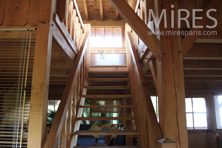 C1029 – Wooden stairs