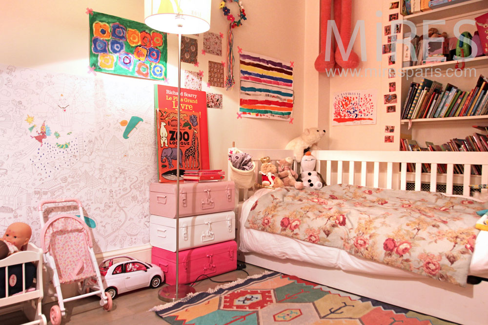 C1040 – Colored child bedroom