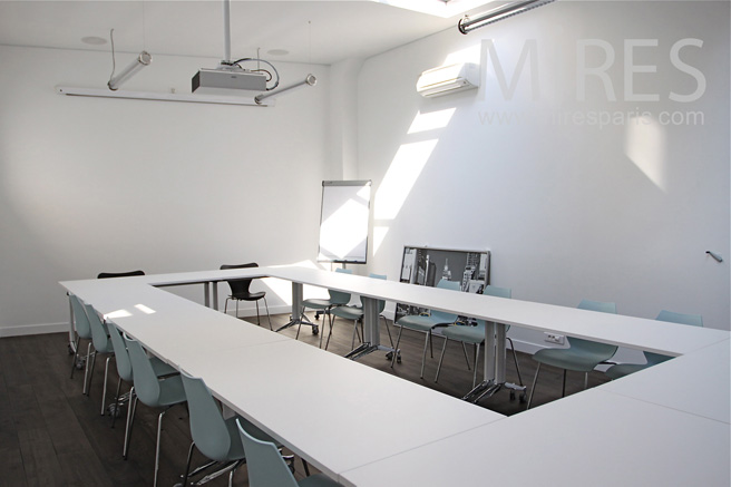 C1055 – Meeting room