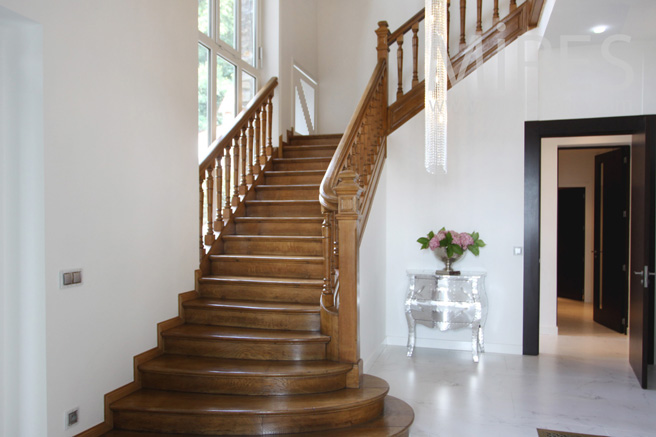 Majestic wooden stairway. C1059