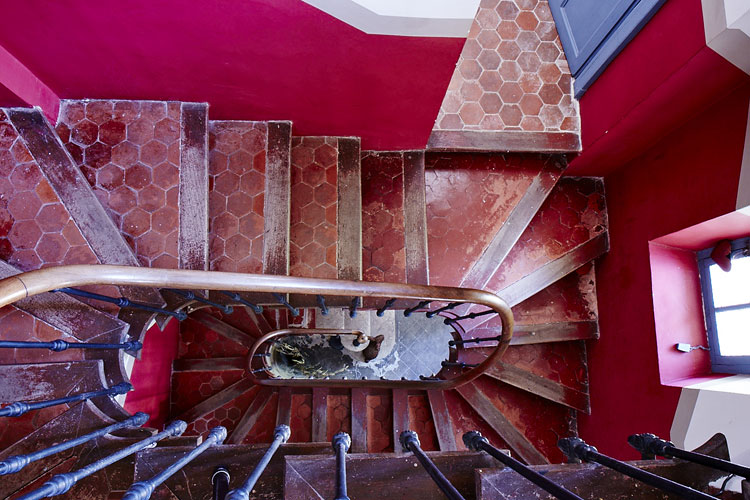 C1072 – Various stairs