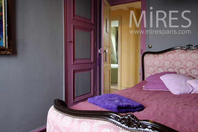Grey and pink bedroom. C1087