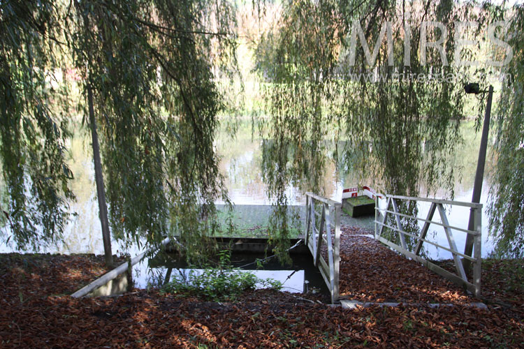 Etang impressionniste. C1094