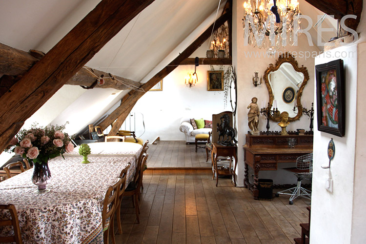 C1128 – Dining room
