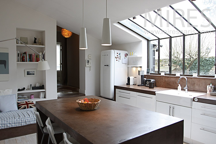 C1153 – Beautiful kitchen canopy