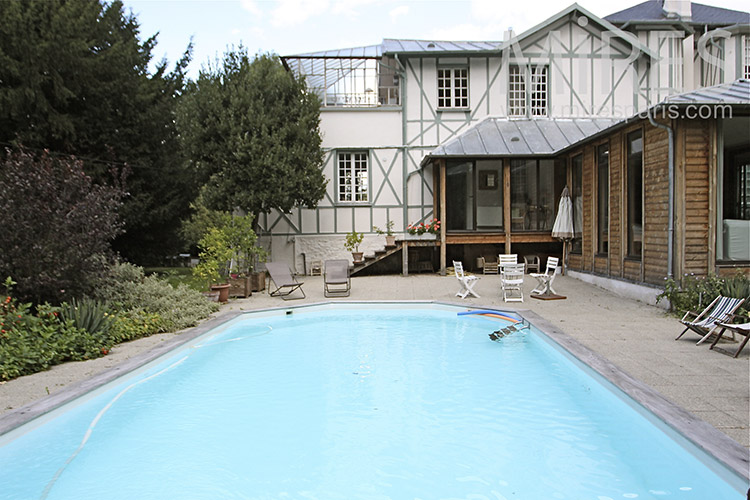 C1231 – Swimming area