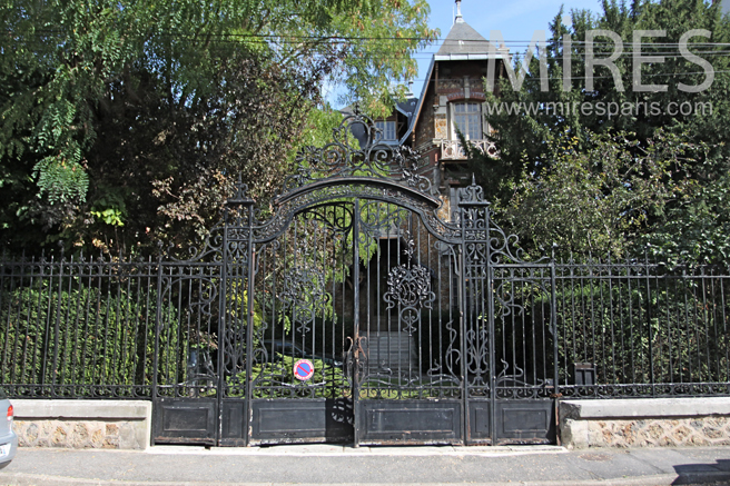 C1235 – Hidden mansion to be open