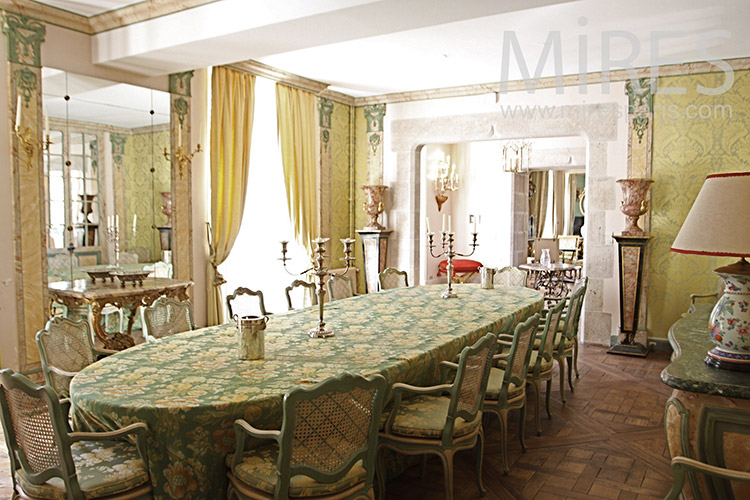 C1245 – Green Diningroom