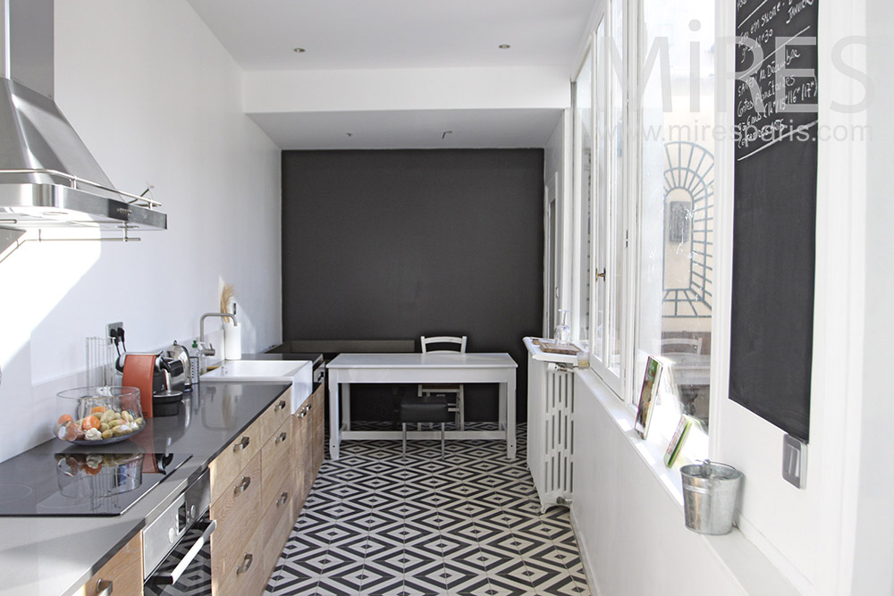C1279 – Kitchen length