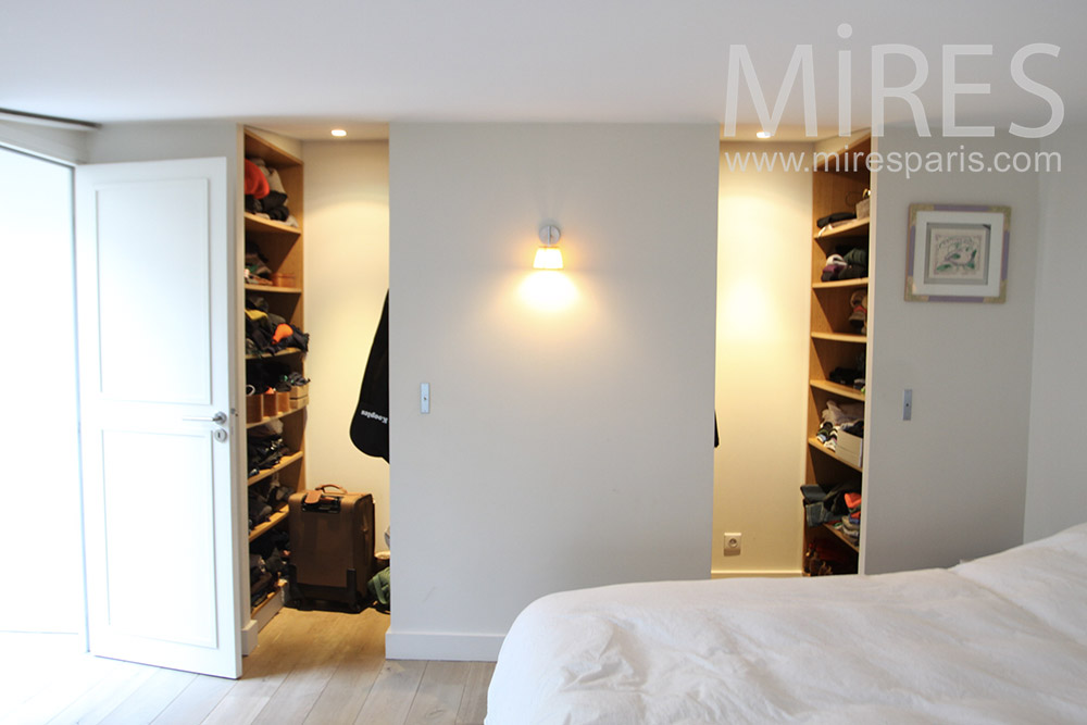 C1294 – Chambre avec dressing