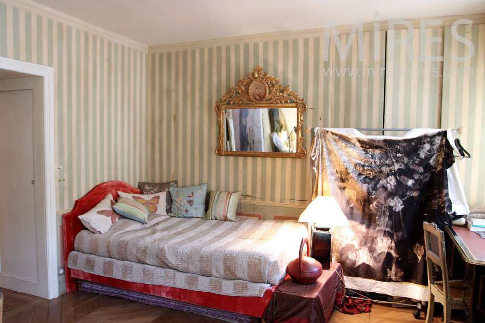  Chambre  d  artiste  C1301 Mires Paris
