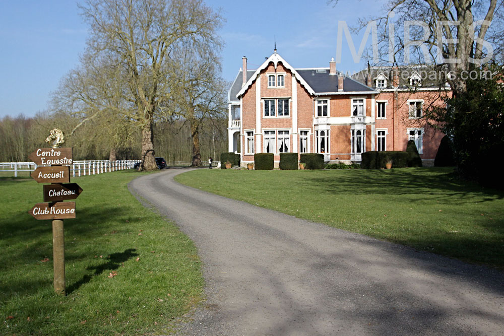 C1321 – Haras du Château