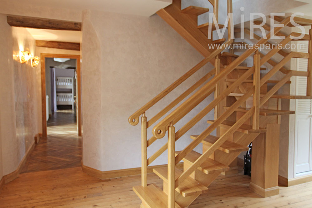 Modern wooden staircase. C1338