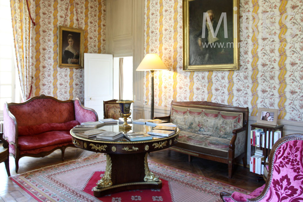 C1385 – Living room 1
