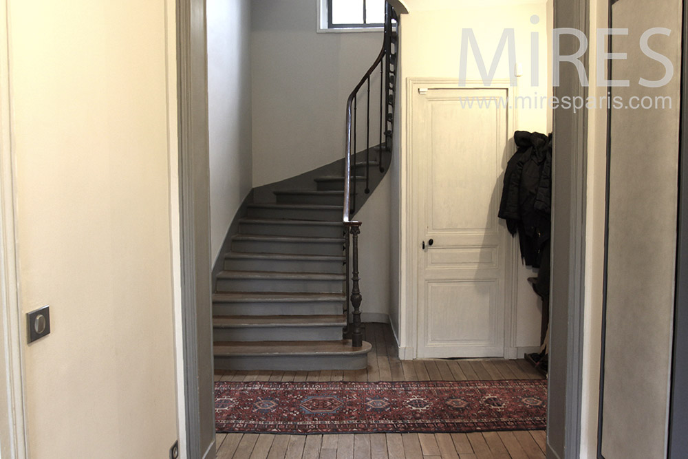 C1395 – Old wooden steps