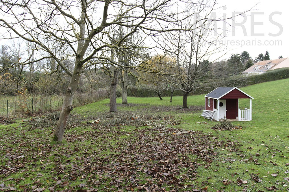 C1405 – Ma cabane au fond du jardin