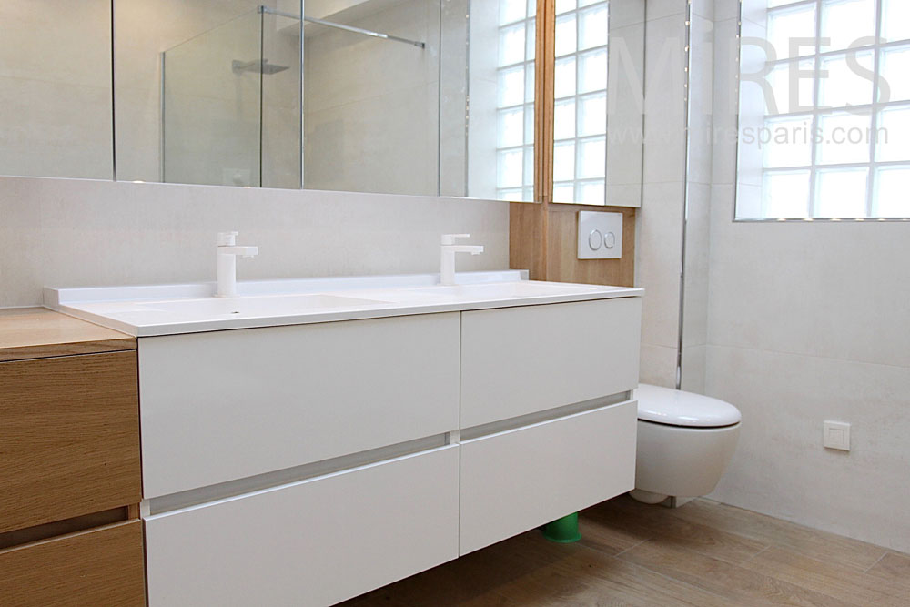 C1419 – Salle de bains moderne