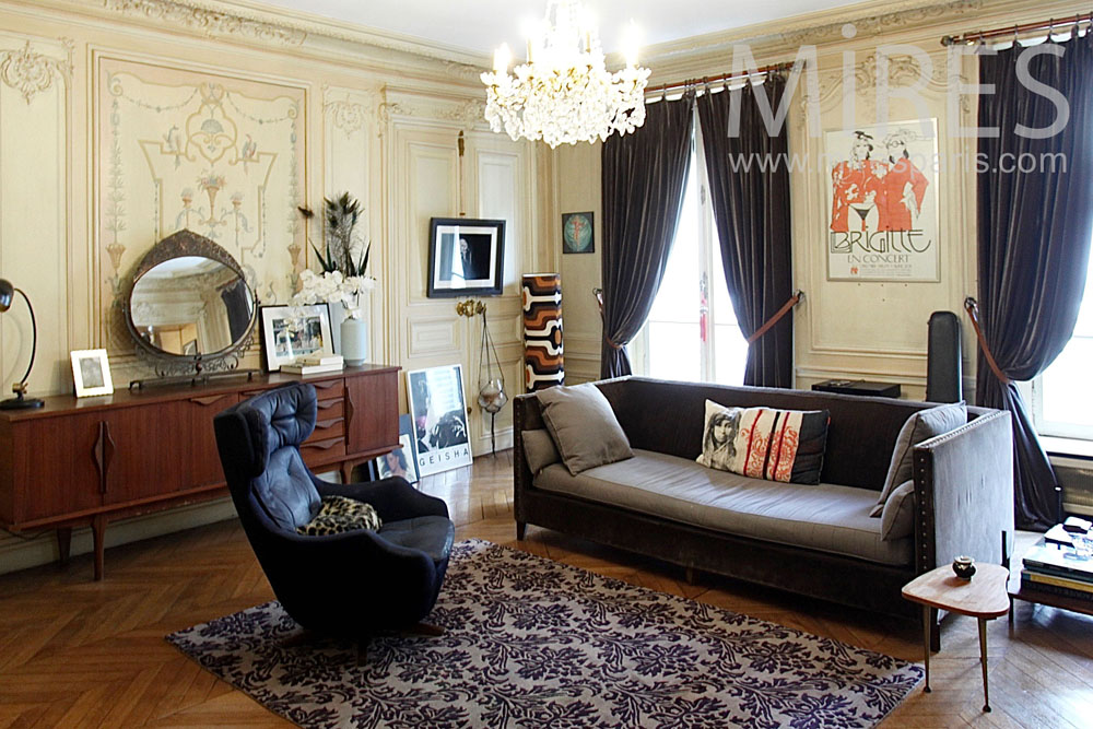 Design and Parisian lounge. C1422