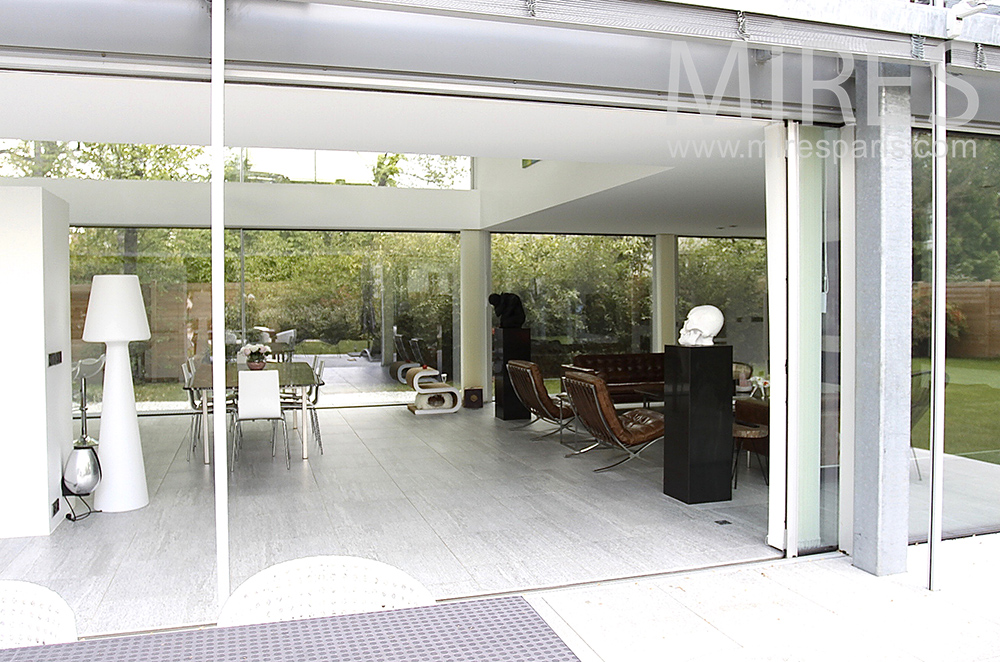 Large glass house. C1456 Mires Paris