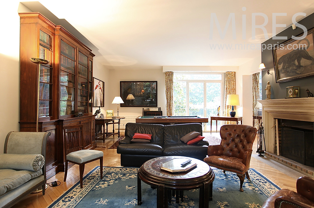 C1470 – English-style lounge