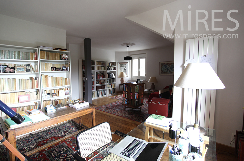 C1470 – Office and library
