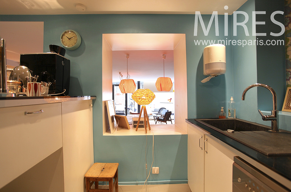 Colorful kitchens. C1476