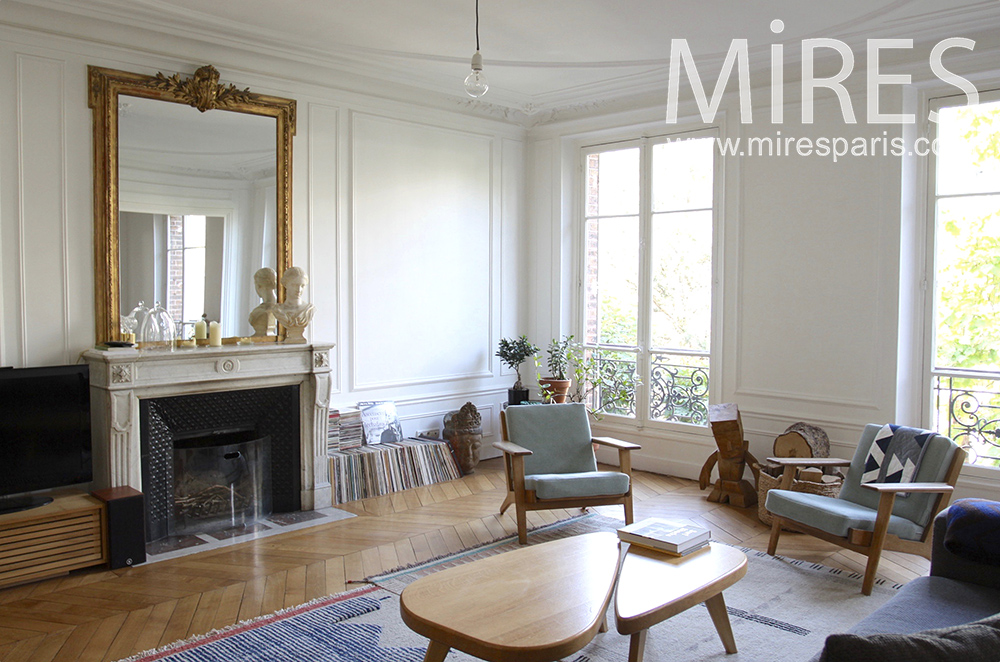 Appartement parisien soigné. C1478