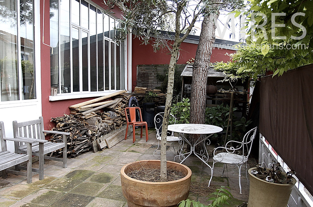 C0084 – Charming terrace