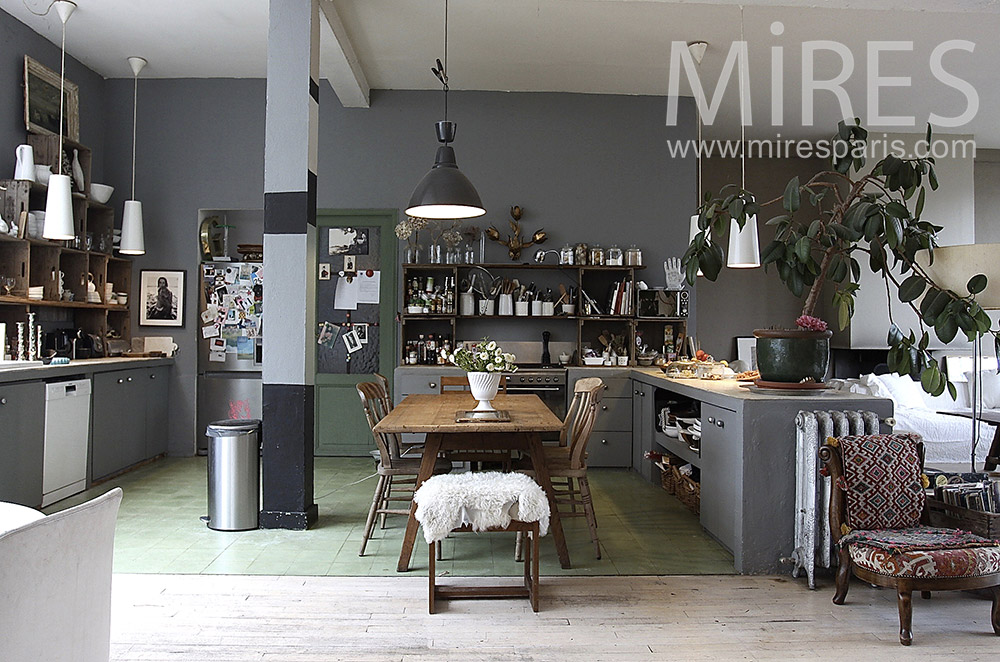 C0084 – Full kitchen