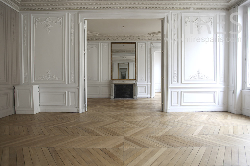 Double salon lumineux. C0927