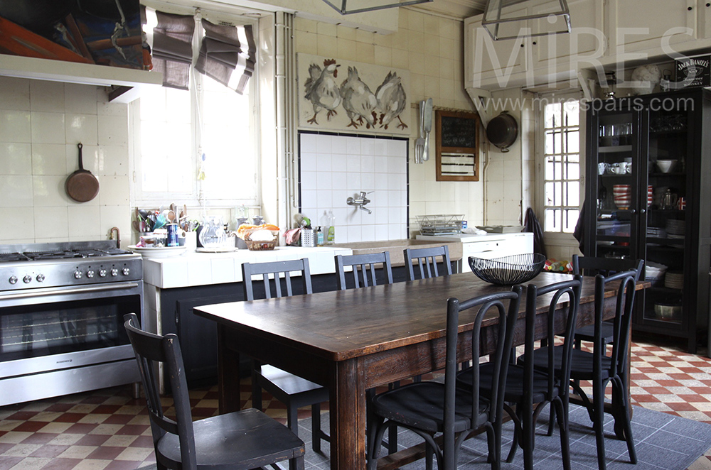 C1495 – Old style large kitchen