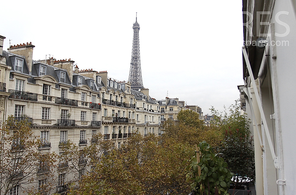 C1511 – Balcon sur Tour Eiffel