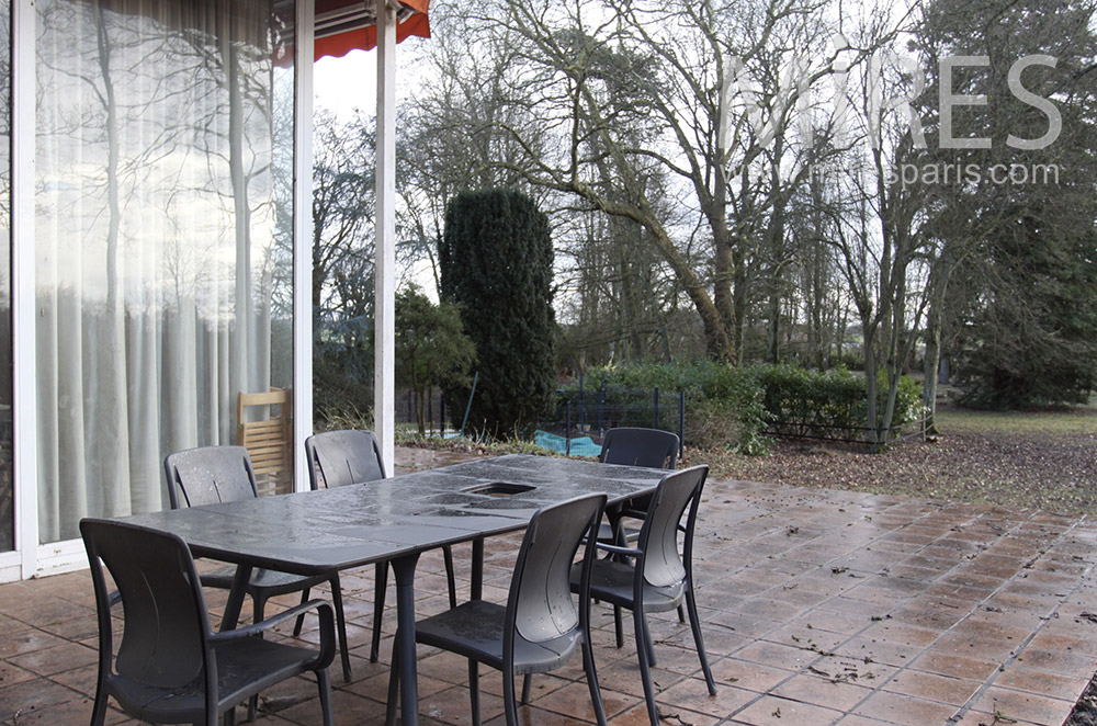 Terrasse d’automne. C1528