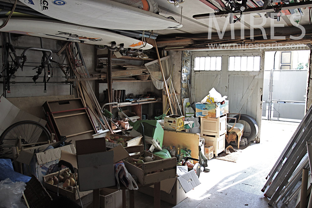 C1367 – Cluttered garage