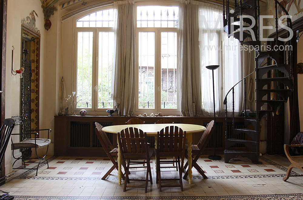 C1530 – Dining room