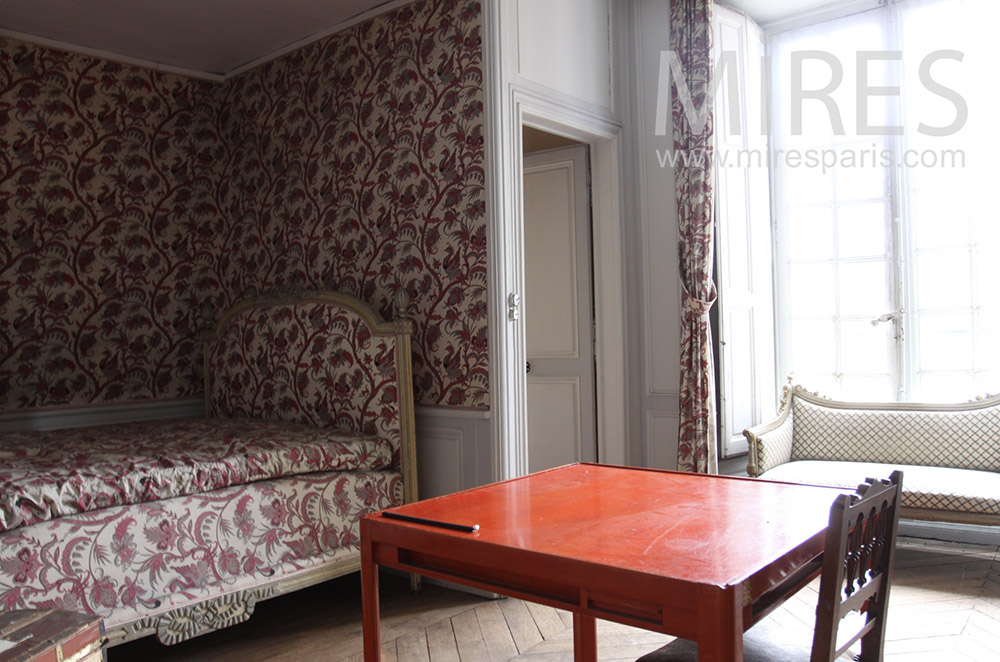Room in alcove. C1533