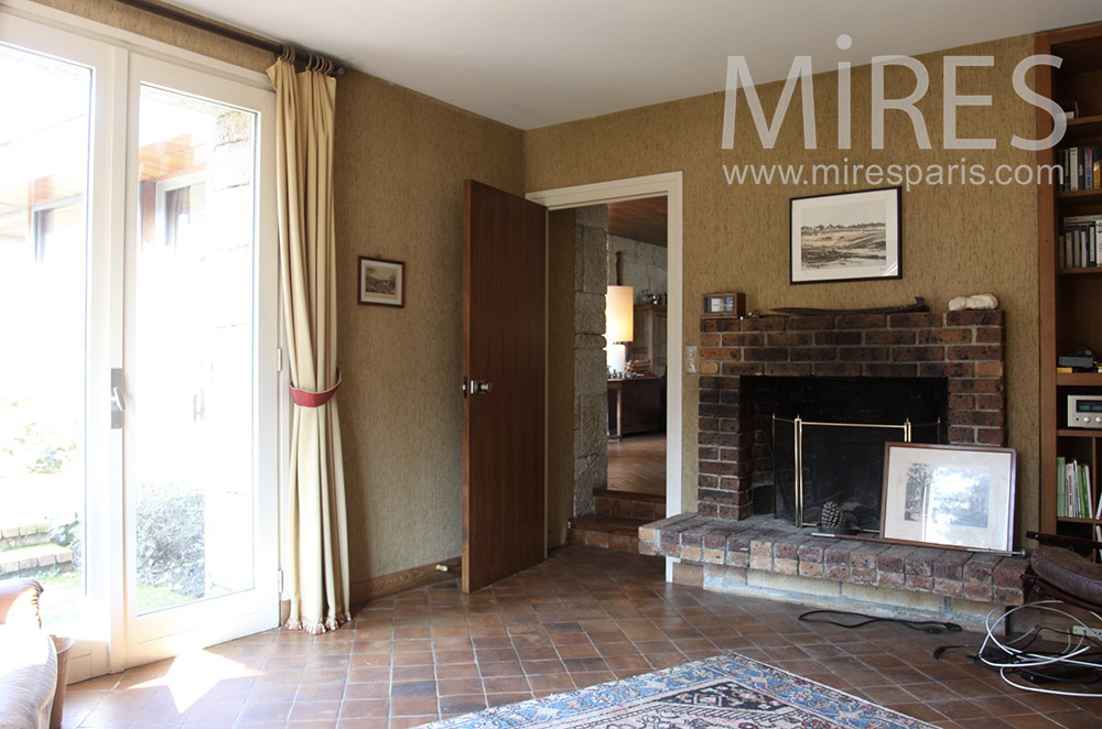 Stone fireplace. c1541