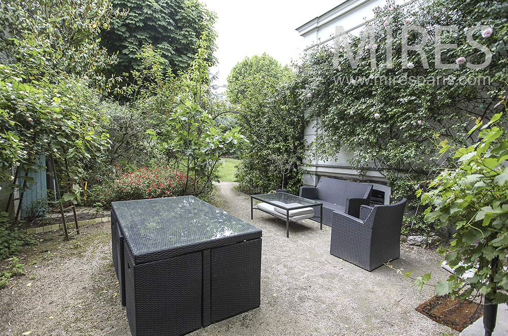 Terrasses sur jardin. C1563