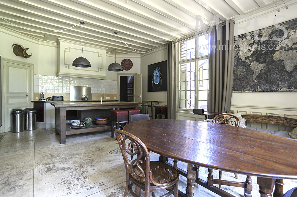 Country table. C1568