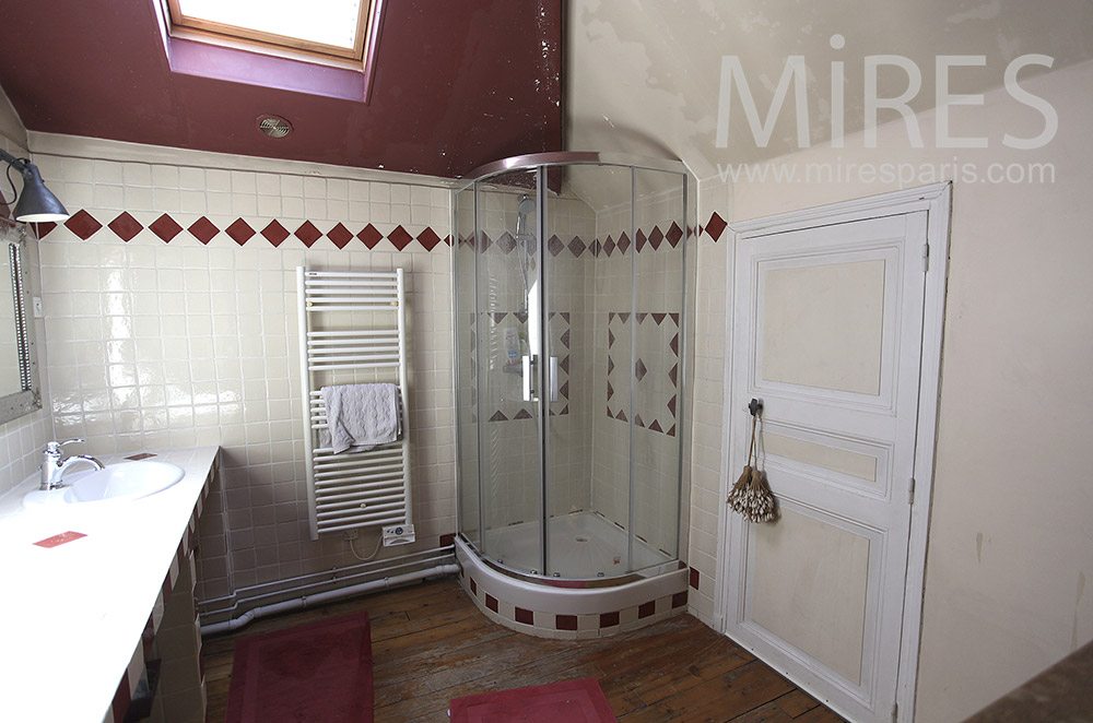 Shower corner. C1568