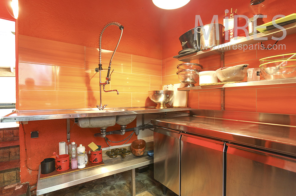 Cuisine simple orange. C0948