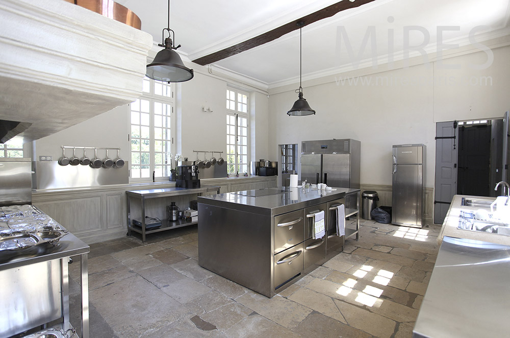 C1580 – Stainless steel Kitchen