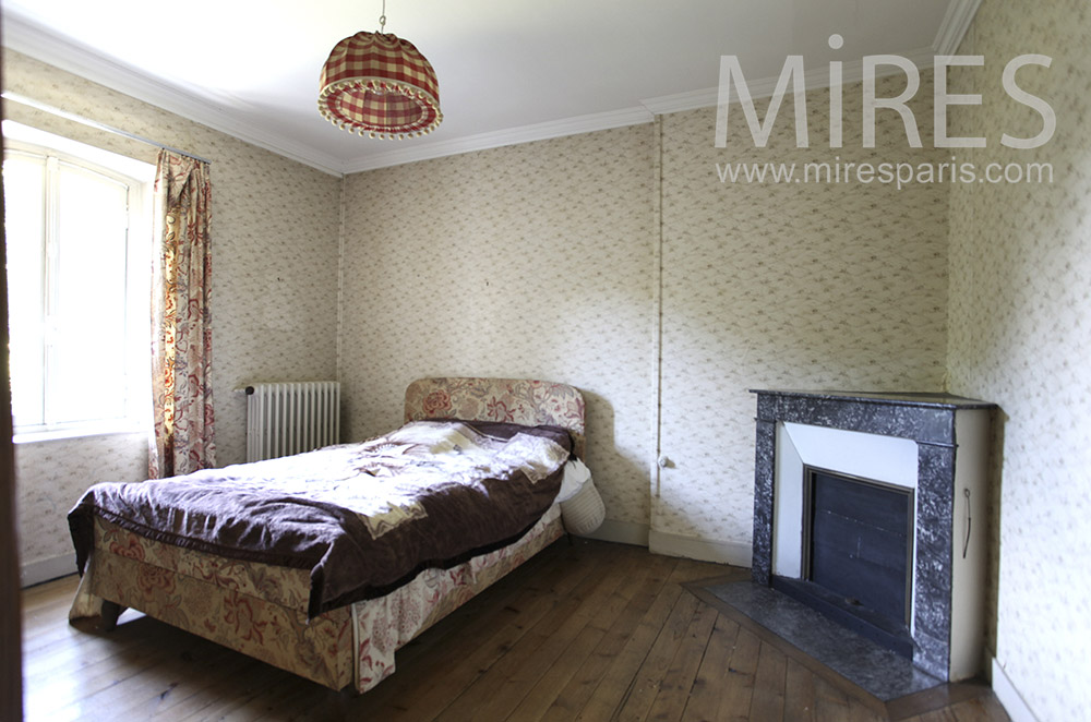 Classic room. C1585