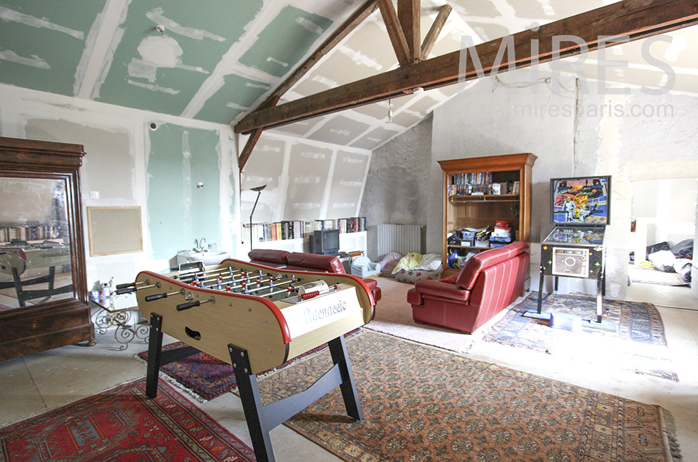 C1590 – Games room in the attic