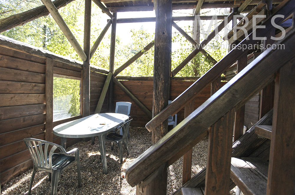 Salle à manger à tout vent. C1596