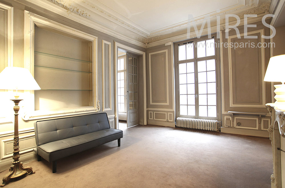 Salon haussmannien, moquette. C0888