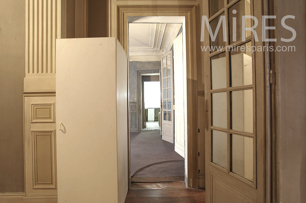 Couloirs et perspectives. C0888