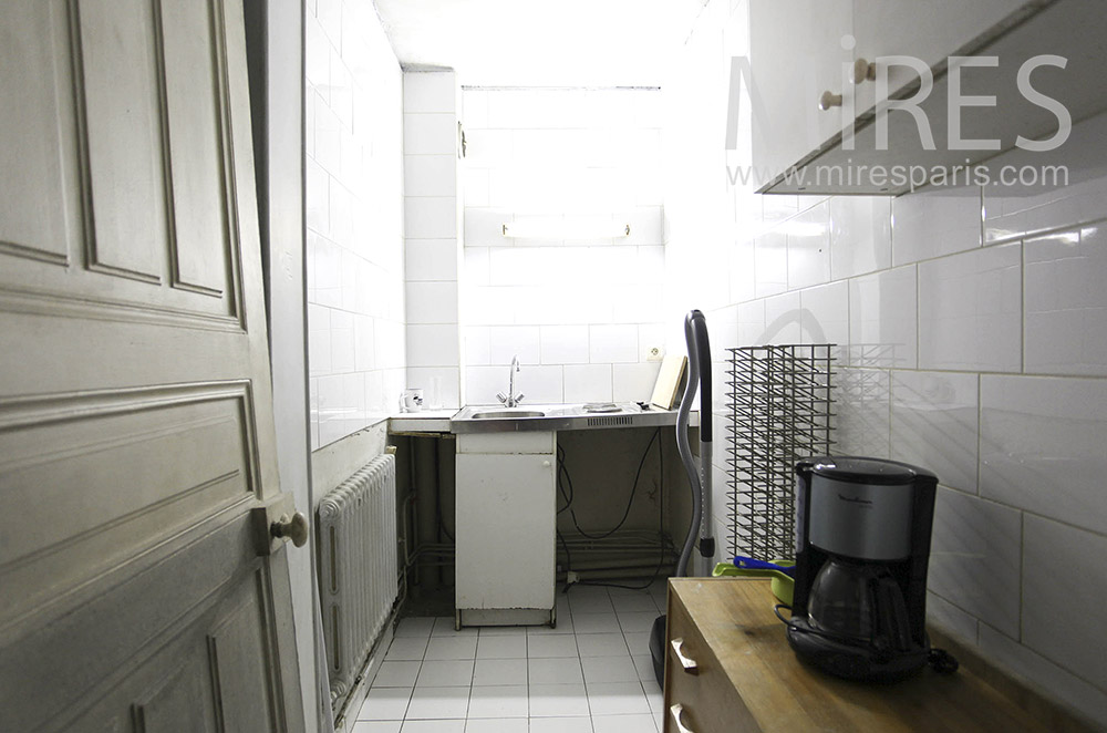 Kitchenette. C0888