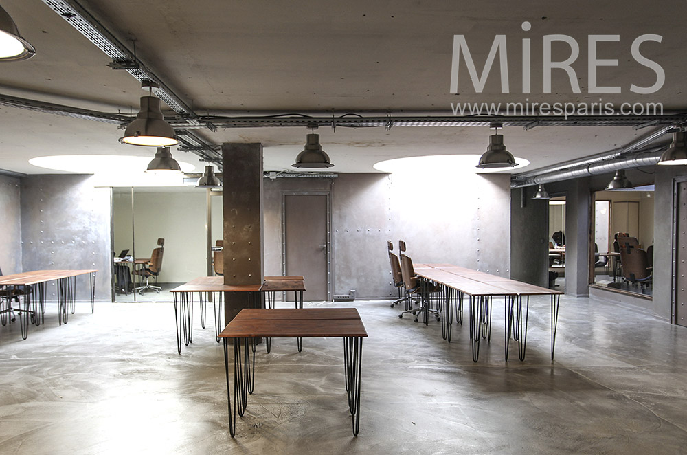 Design offices on the mezzanine. c1625