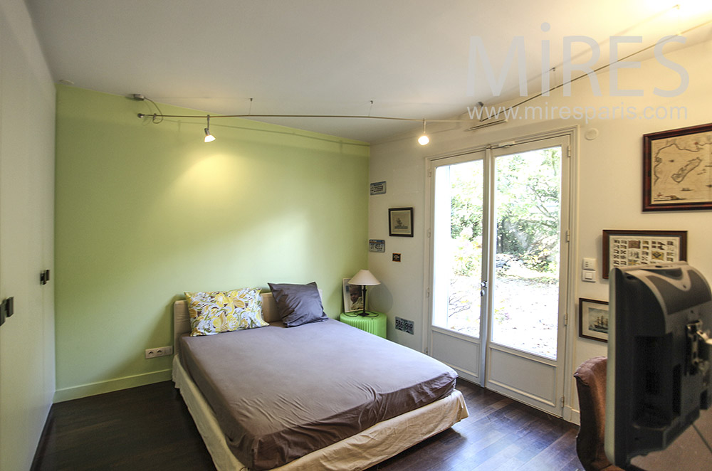 Room overlooking garden. c1627